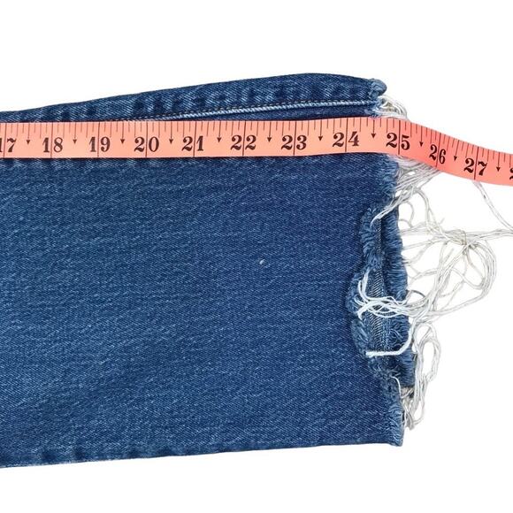 LEVI'S 501 Straight Jean Sz 26 Blue Cropped Classic Frayed Grunge Cowgirl Travel - Picture 13 of 14